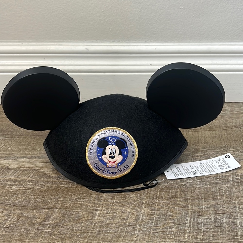 NWT Disney 50th Celebration Micky Adult Hat